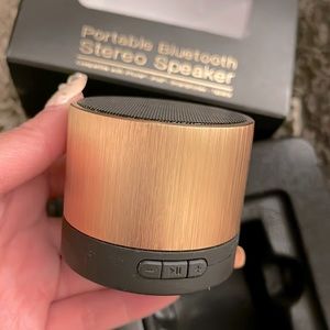 Portable Bluetooth stereo speaker. Lightly used.